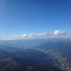 Flugwegposition um 16:45:31: Aufgenommen in der Nähe von Innsbruck, Österreich in 589 Meter